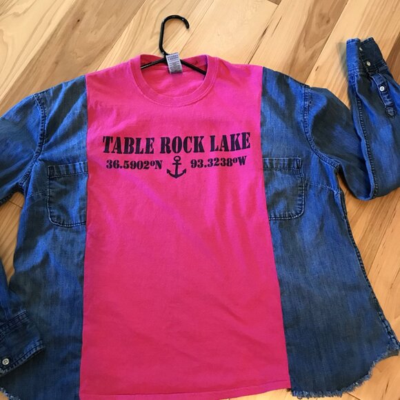Reworked Denim Tshirt, Size M-L: Table Rock Lake Graphic Tee, Upcycled Oversized - Picture 4 of 8